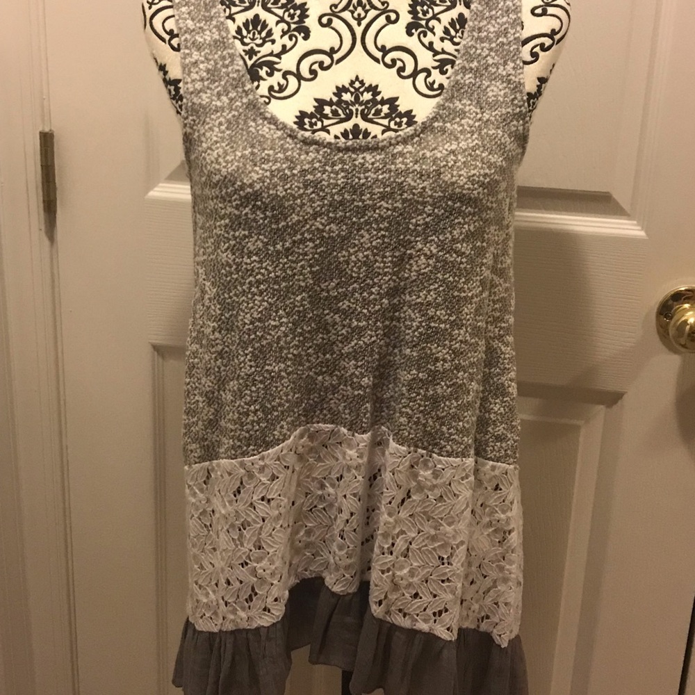 A’reve Top- Size Large
